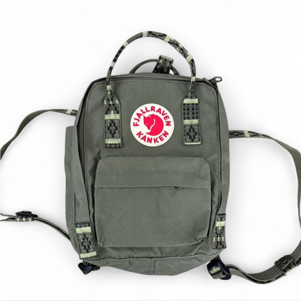 Fjallraven Mini Kånken Backpack in Olive Green Aztec Geometric Pattern Unisex - Picture 2 of 7